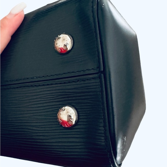 Louis Vuitton Cluny Top Handle purse - Picture 2 of 15